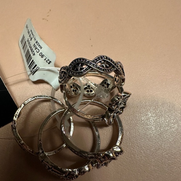 Torrid Silver Gothic Ring Set NWT - Picture 2 of 9